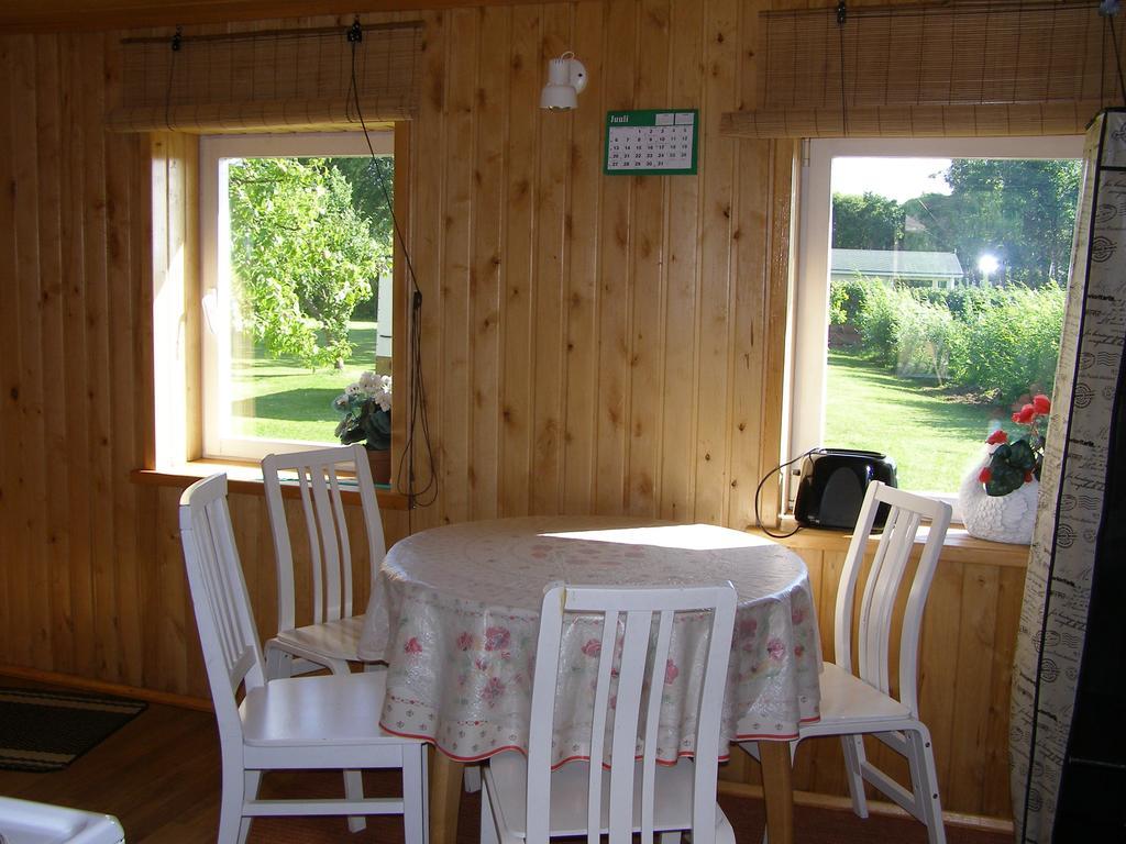 Treimani Puhkemaja Villa Phòng bức ảnh